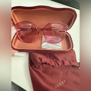 Authentic never worn Gucci pink sunglasses